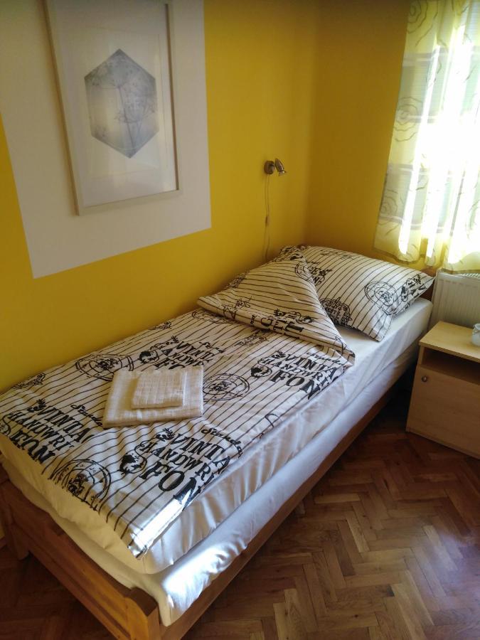 Arinza Apartman Vendeghaz Mezokovesd ภายนอก รูปภาพ