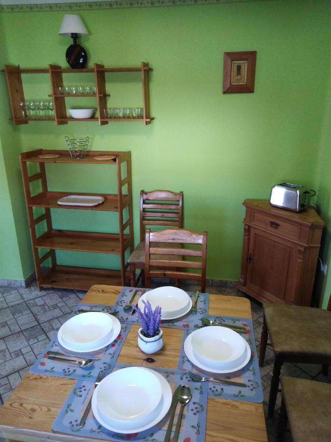 Arinza Apartman Vendeghaz Mezokovesd ภายนอก รูปภาพ