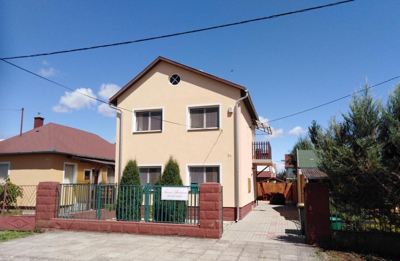 Arinza Apartman Vendeghaz Mezokovesd ภายนอก รูปภาพ